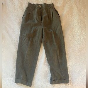 Houndstooth trousers 
Size 8 petite